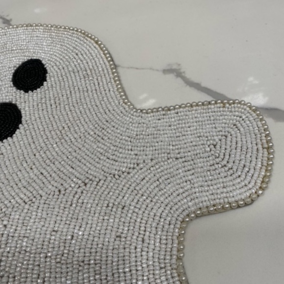 Set of 2 - Beaded Ghost Charger - NWT - Picture 2 of 2